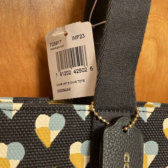 COACH CHECKERED HEART CANVAS TOTE. NAVY. BRAND NEW. TOO CUTE!  NWT - Picture 4 of 12